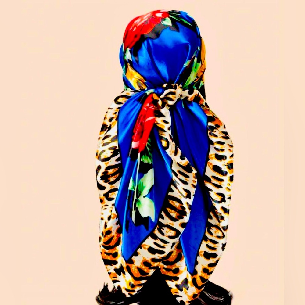 💙New Woman's Sliky Summer Scarf